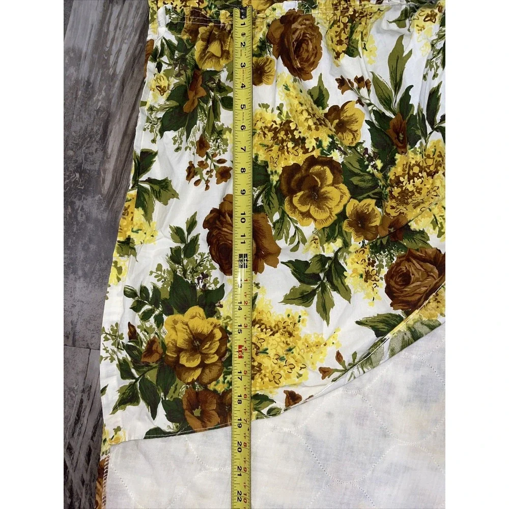 VTG Retro 70's Bedspread Full Double yellow brown flowers Quilted shams Ruffled